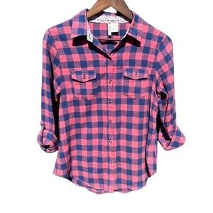 Flannel Button Down Women L Pink Navy Buffalo Plaid GOOD CONDITION